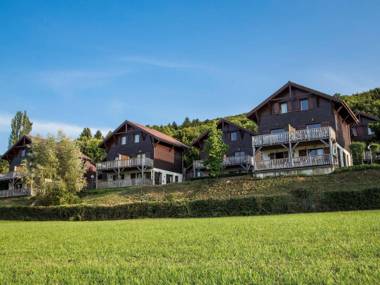 Attractive rustic apartment in the termal town of Evian