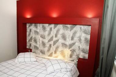 high standing apart 55m2 - reserved parking - 1 room