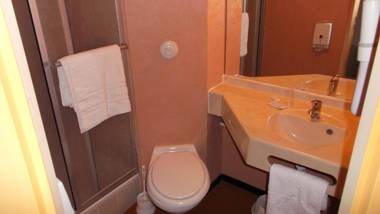 Brit Hotel Essentiel Moulins Avermes