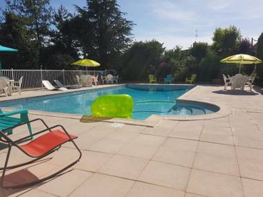 Brit Hotel Dak Hotel