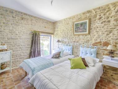 Lovely Farmhouse in Talon with Fireplace