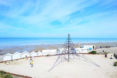 Appartement balcon 2 chambres et à 2 pas de la plage