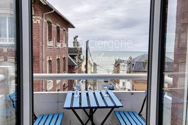 Appartement avec balcon vue mer !