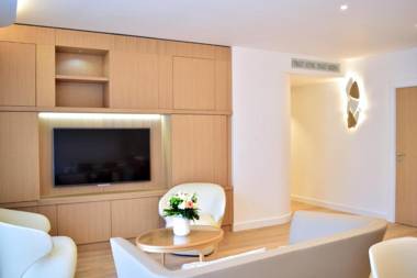 Hotel Suites La Cigale