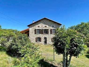 Gîte Saint-Geneys-prés-Saint-Paulien 4 pièces 5 personnes - FR-1-582-305