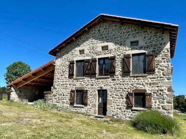 Gîte Saint-Geneys-prés-Saint-Paulien 4 pièces 5 personnes - FR-1-582-305