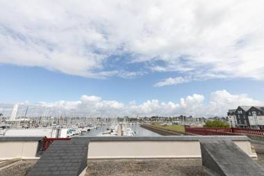 Grand appartement agréable avec piscine commune