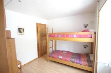 Appartement de 2 chambres avec terrasse amenagee et wifi a Arvieux a 1 km des pistes