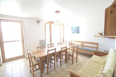 Appartement de 3 chambres avec jardin clos et wifi a Arvieux a 1 km des pistes