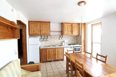 Appartement de 3 chambres avec jardin clos et wifi a Arvieux a 1 km des pistes