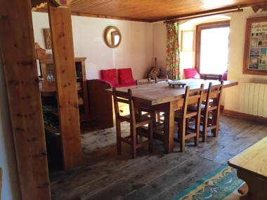 Appartement de 2 chambres a Arvieux a 800 m des pistes avec balcon amenage et wifi