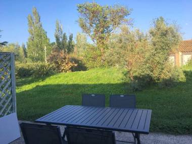Appartement d'une chambre avec piscine privee et jardin amenage a Arles