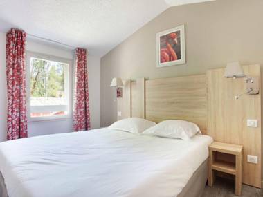 Beautiful holiday home with air conditioning in the Camargue