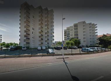 Studio a Arcachon a 200 m de la plage avec vue sur la mer piscine partagee et jardin clos