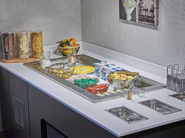 Kyriad Direct Auxerre - Appoigny