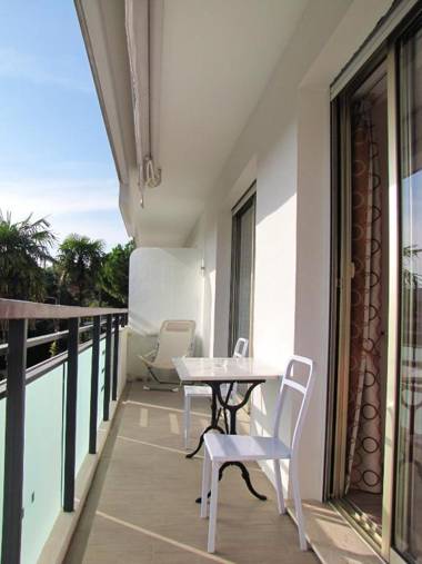 Appartement d'une chambre a Antibes a 250 m de la plage avec jardin clos et wifi