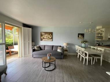 Inviting Apartment in South of France near the Sea