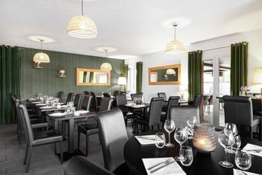 Logis Hôtel Les Pierres Dorées