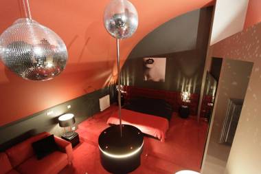 La Parenthèse Envoutée