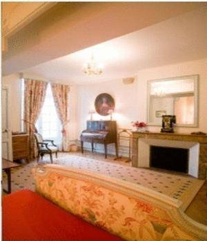 Château de Sarceaux