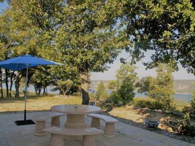 Pastoral Holiday Home with Terrace Garden Barbecue Garage