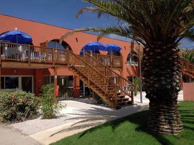 Tidy apartment near the beach in a lively seaside resort