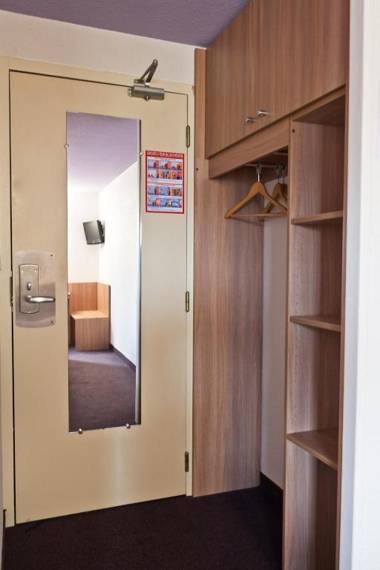 Best Hotel Rouen Est / Val De Reuil