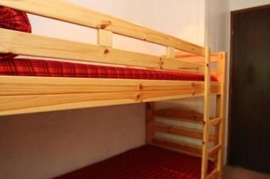 AI208 Studio 4 Pers Proche base de loisirs Carroz