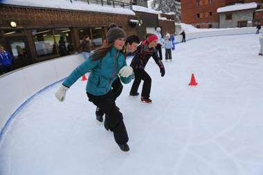 MA010 - 2 Pièces 5/6 Pers centre Carroz