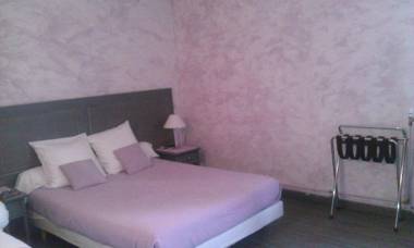 HOTEL RESTAURANT LE SAINT PIERRE "Grand Périgueux"