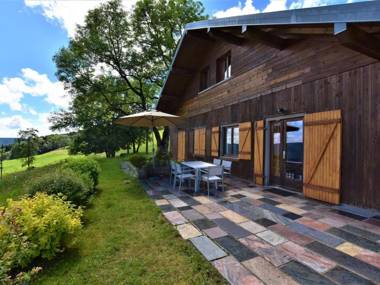 Beautiful Chalet Amidst Mountains in Saulxures-sur-Moselotte