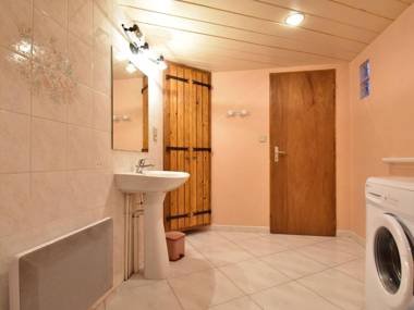 wing of a farm in the centre of the Ballon des Vosges