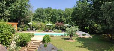 Aux Couleurs d'Esteil