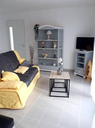 Maison de 2 chambres avec jardin clos et wifi a Pujaut