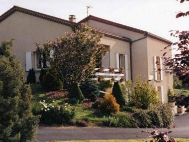 Gîte Saugues 4 pièces 6 personnes - FR-1-582-90