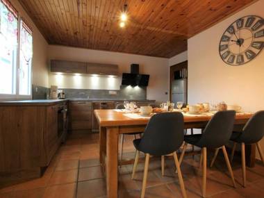 Gîte Saugues 4 pièces 6 personnes - FR-1-582-90