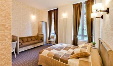 La Maison Des Officiers