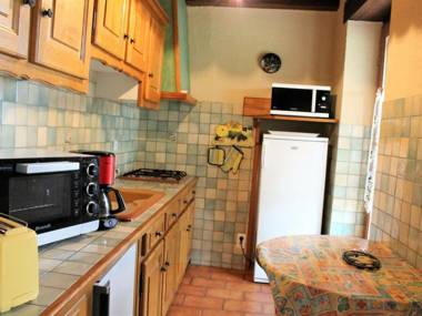 Gîte Cénac-et-Saint-Julien 3 pièces 4 personnes - FR-1-616-47