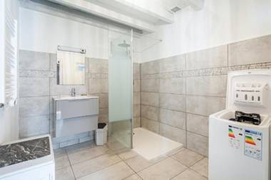 Maison de 3 chambres avec wifi a Puycelsi