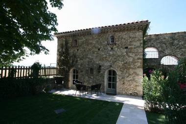 Château Les Oliviers de Salettes