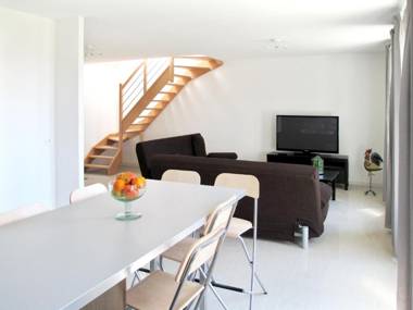 Maison de 3 chambres avec jardin clos et wifi a Monthenault