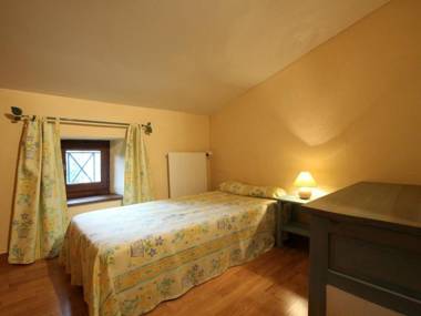 Gîte Villeneuve-d'Allier 4 pièces 6 personnes - FR-1-582-208