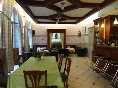 Logis Hôtel Notre-Dame - restaurant ouvert midi et soir sauf dimanche soir