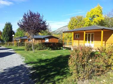 Village de chalets et camping La Pierre de l'Aigle