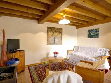 Gîte Les Salles 4 pièces 6 personnes - FR-1-496-225