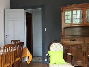 Gîte Dhuizon 6 pièces 8 personnes - FR-1-491-115