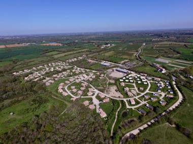 Nature Holiday's Domaine du Pré - Officiel