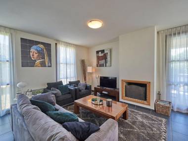 Very luxurious villa with private pool and covered terrace