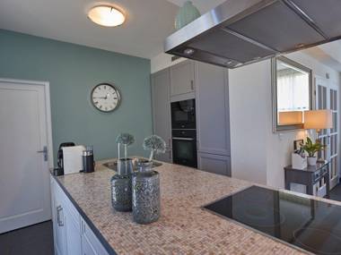 Very luxurious villa with private pool and covered terrace