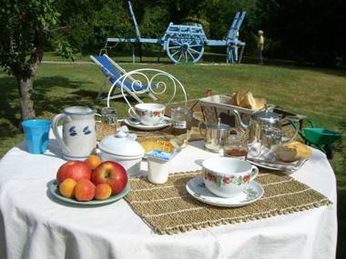 Chambres d'Hôtes - Les Bujours